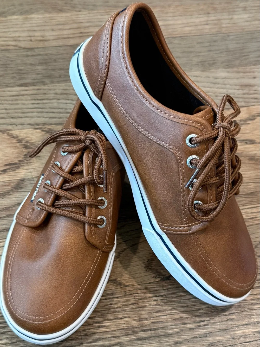NWOT Nautica Kids Moulouya Shoe